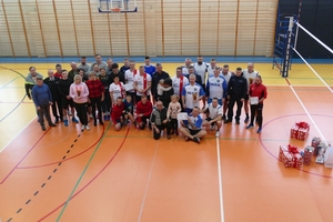 pamiątkowe zdjęcie uczestników turnieju