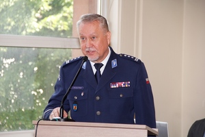 Komendant Gruszczyński przemawia.