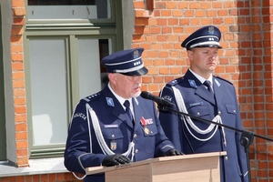 Przemówienie Komendanta Powiatowego Policji w Brzezinach.