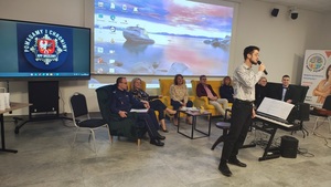 występy artystyczne uczniów szkoły muzycznej.